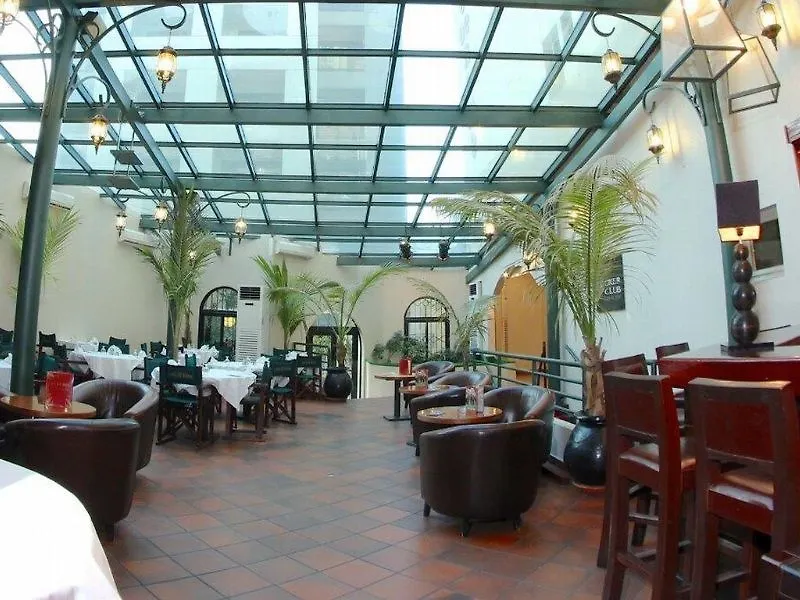 Cafe De Rome Hotel Dakar