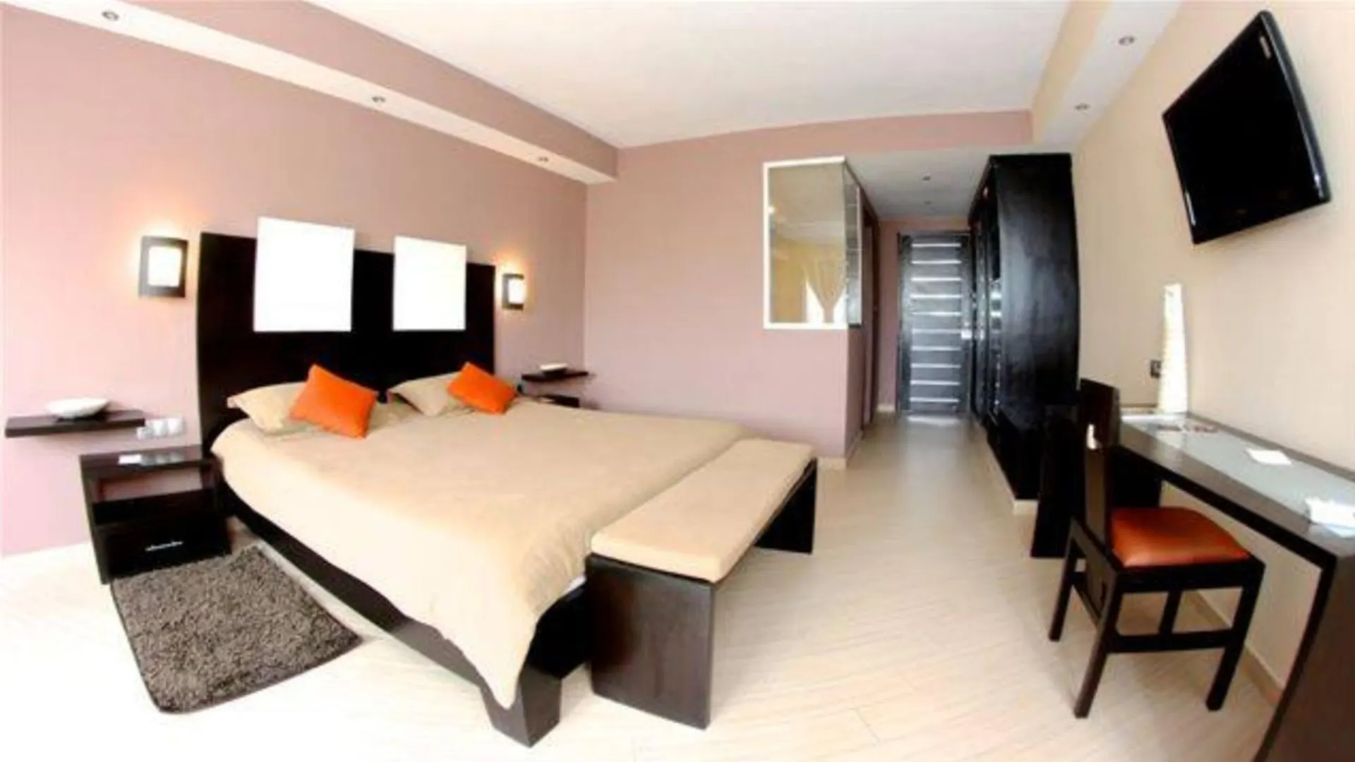 Cafe De Rome Hotel Dakar Senegal