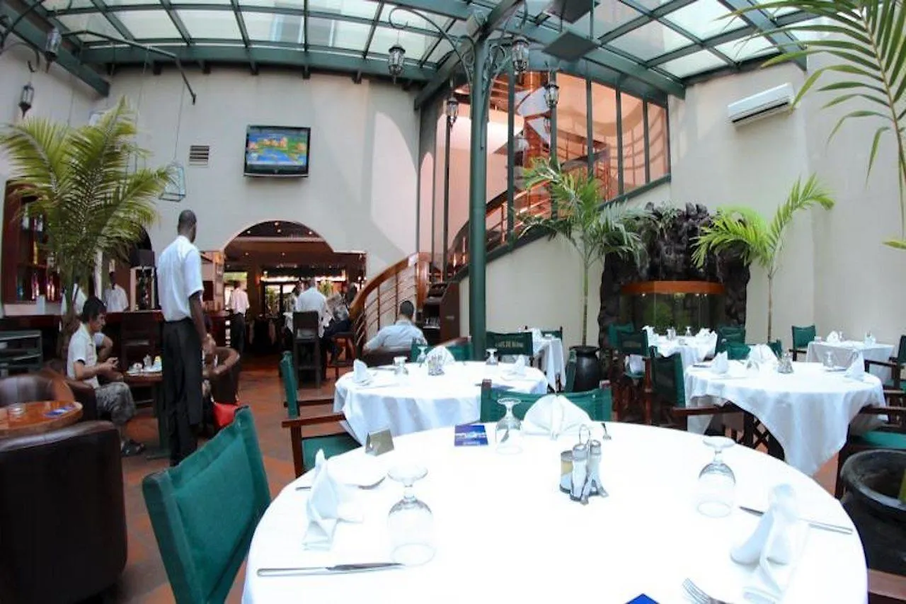 Cafe De Rome Hotel Dakar 3*,
